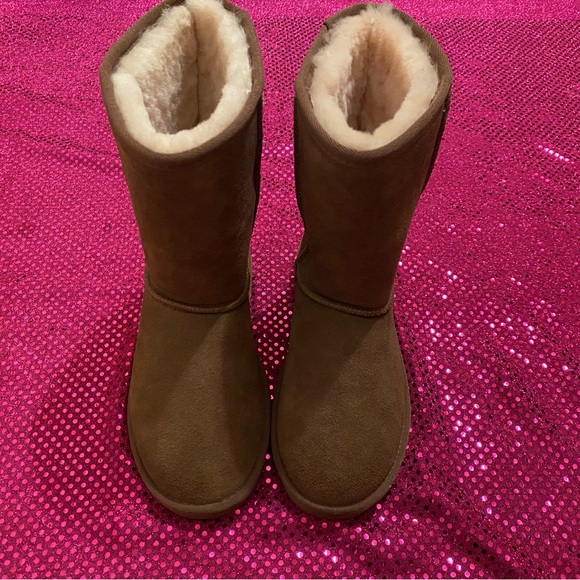 minnetonka olympia short boots in golden tan size 8 - Picture 2 of 5